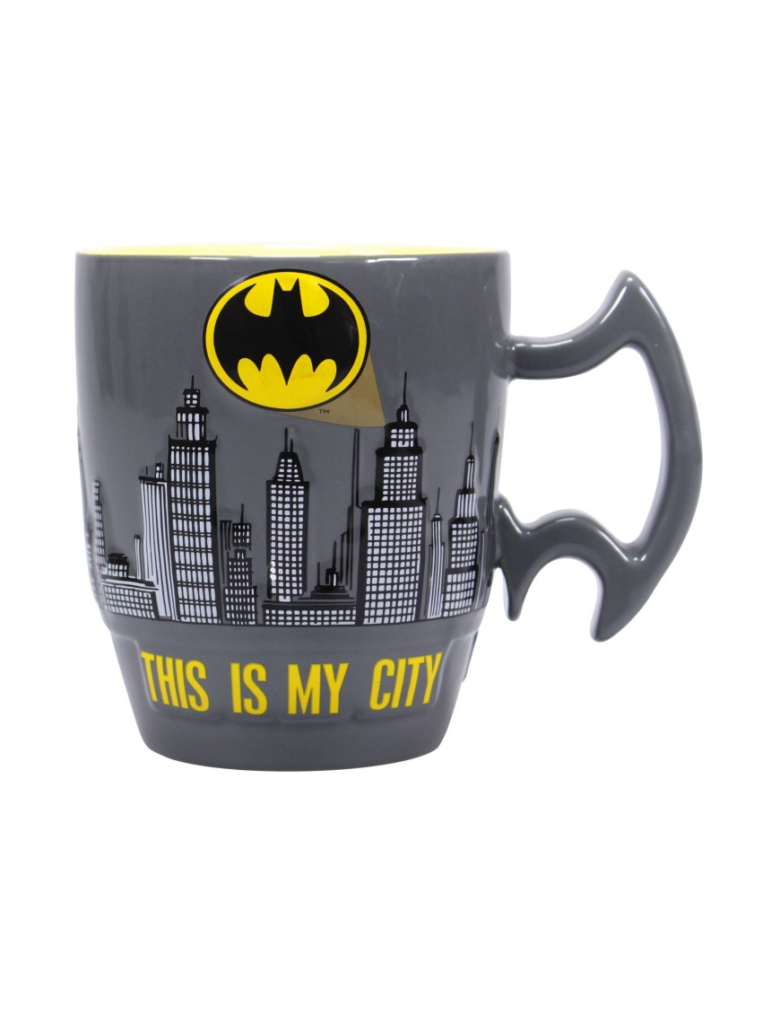 Batman mug Embossed City Scene