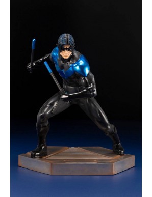 DC Comics statuette PVC ARTFX Teen Titans Series 1/6 Nightwing 25 cm Statuettes DC Comics